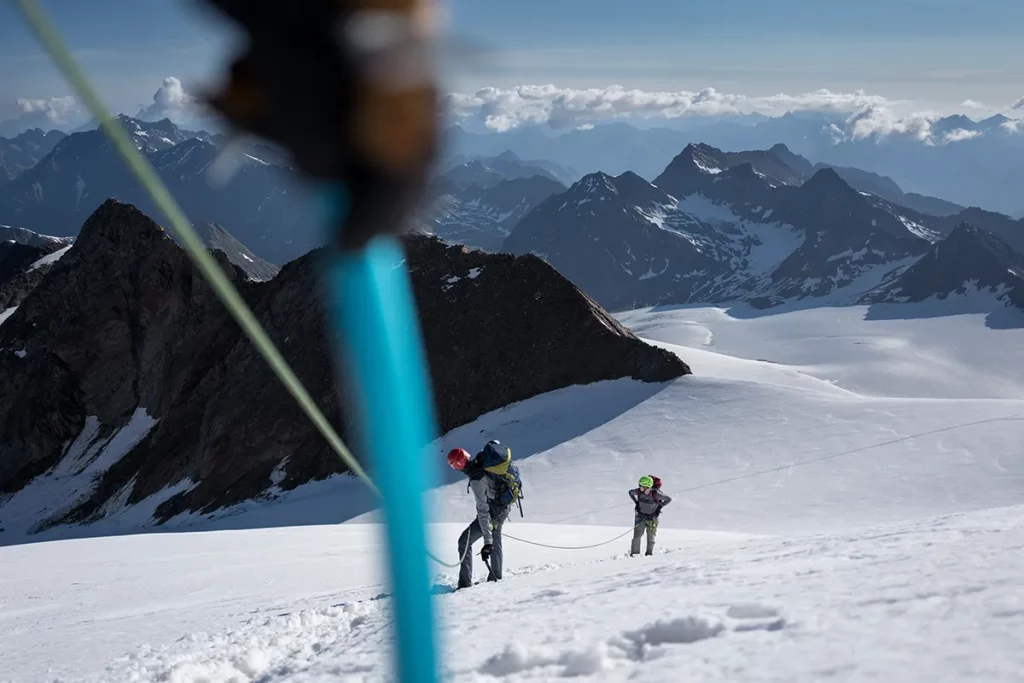 Wildspitze (3.774 m) high tour course